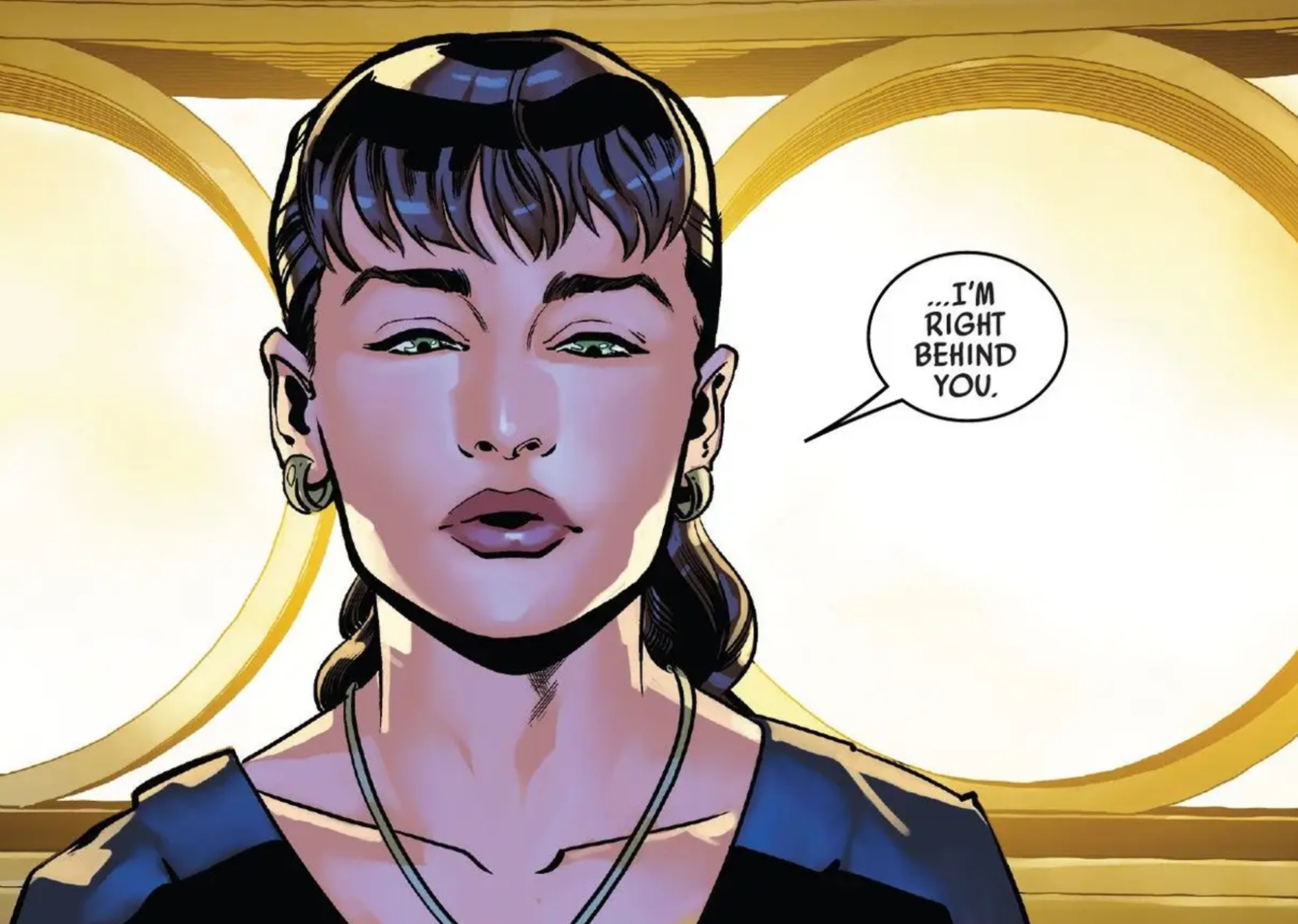 Qi'ra in a Star Wars comic panel: "I'm right behind you."